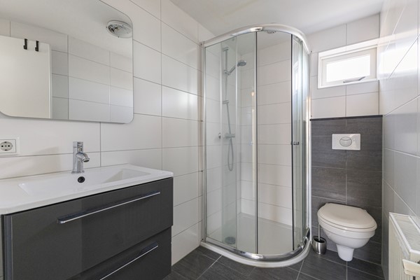 Medium property photo - Van der Duyn van Maasdamstraat 13, 1781 VC Den Helder